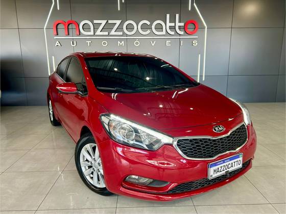 KIA CERATO 1.6 SX 16V FLEX 4P AUTOMÁTICO KIA CERATO 1.6 SX 16V FLEX 4P AUTOMÁTICO